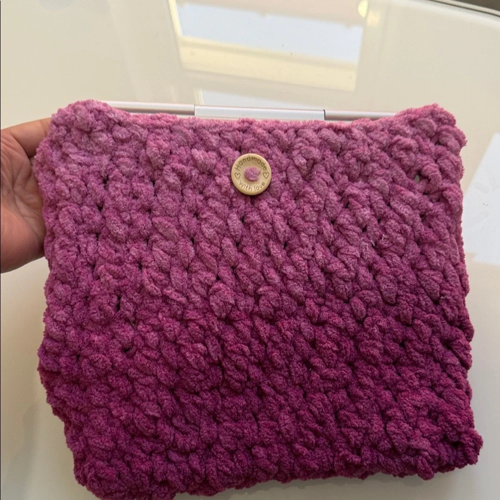 Chunky Knit Scarf in Deep Purple